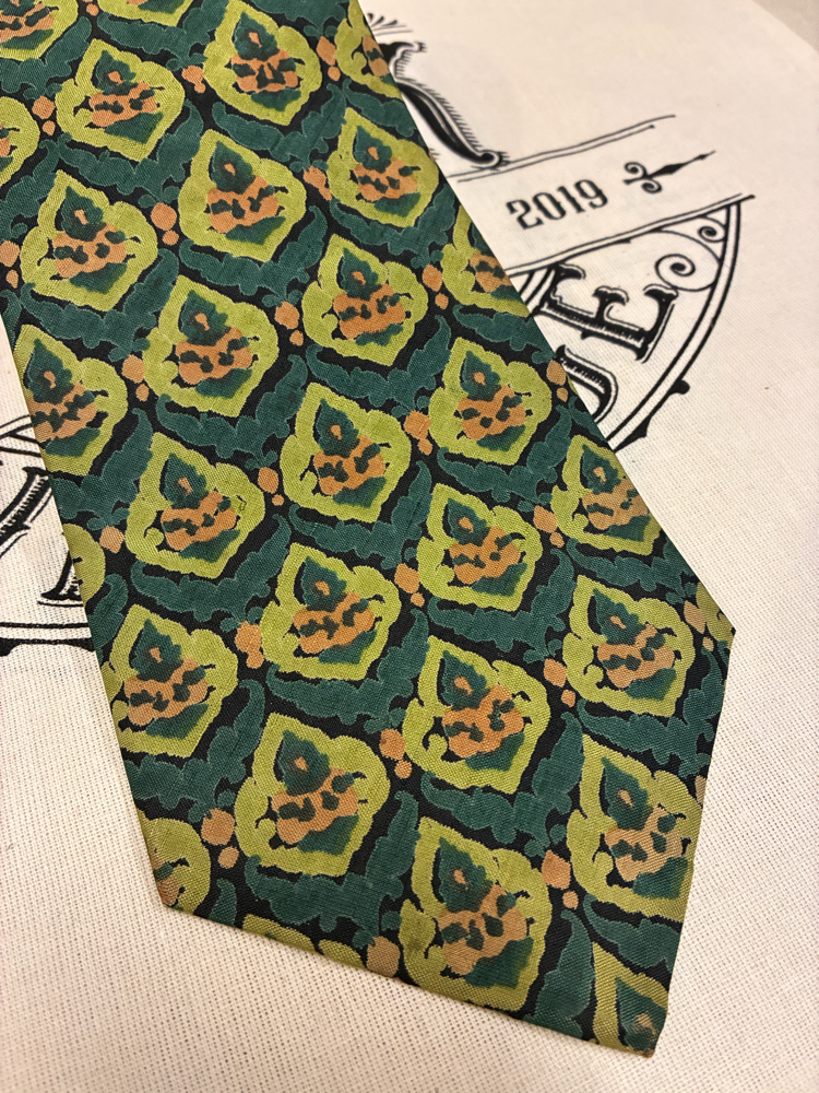 Thai Tie
