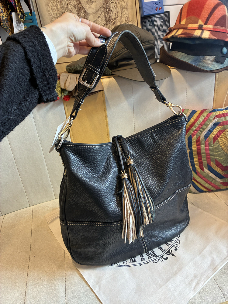 VAKKO LEATHER BAG