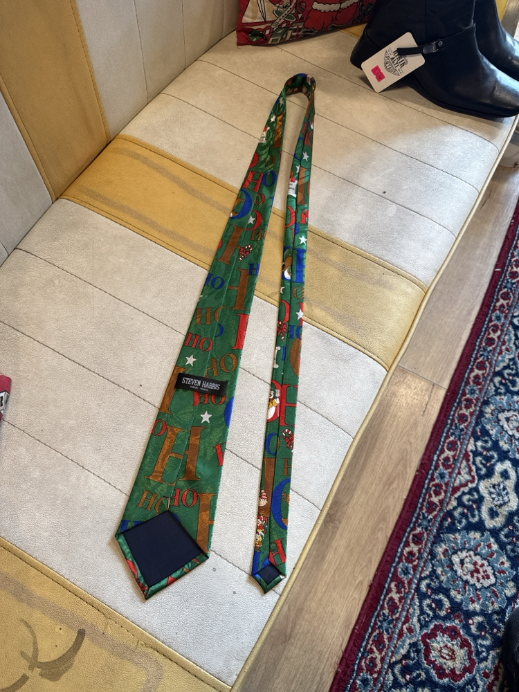 Santa’s Chaos Tie — 90’s Christmas Fever