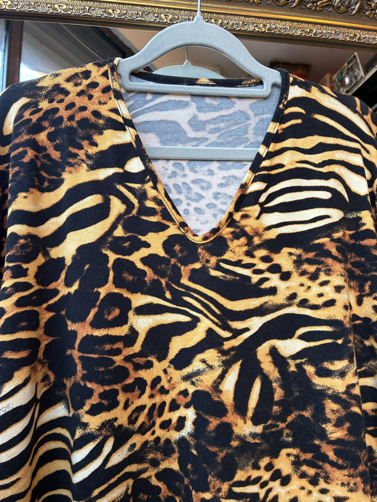 Leo Top