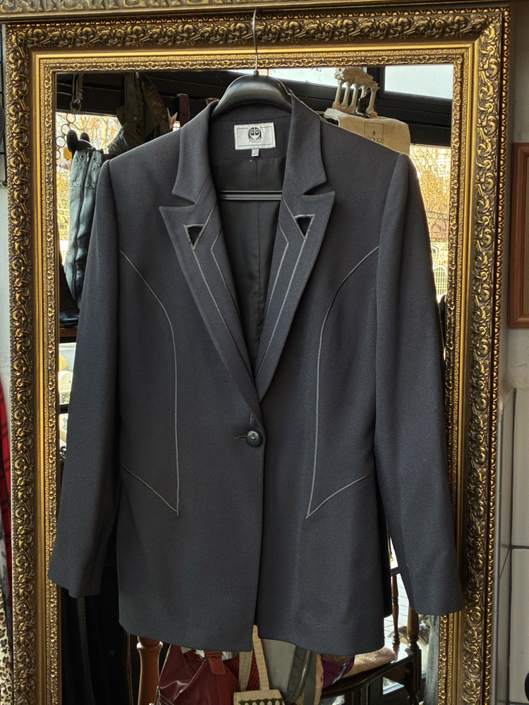 Shadow Stitch Blazer — 90’s Urban Tailoring