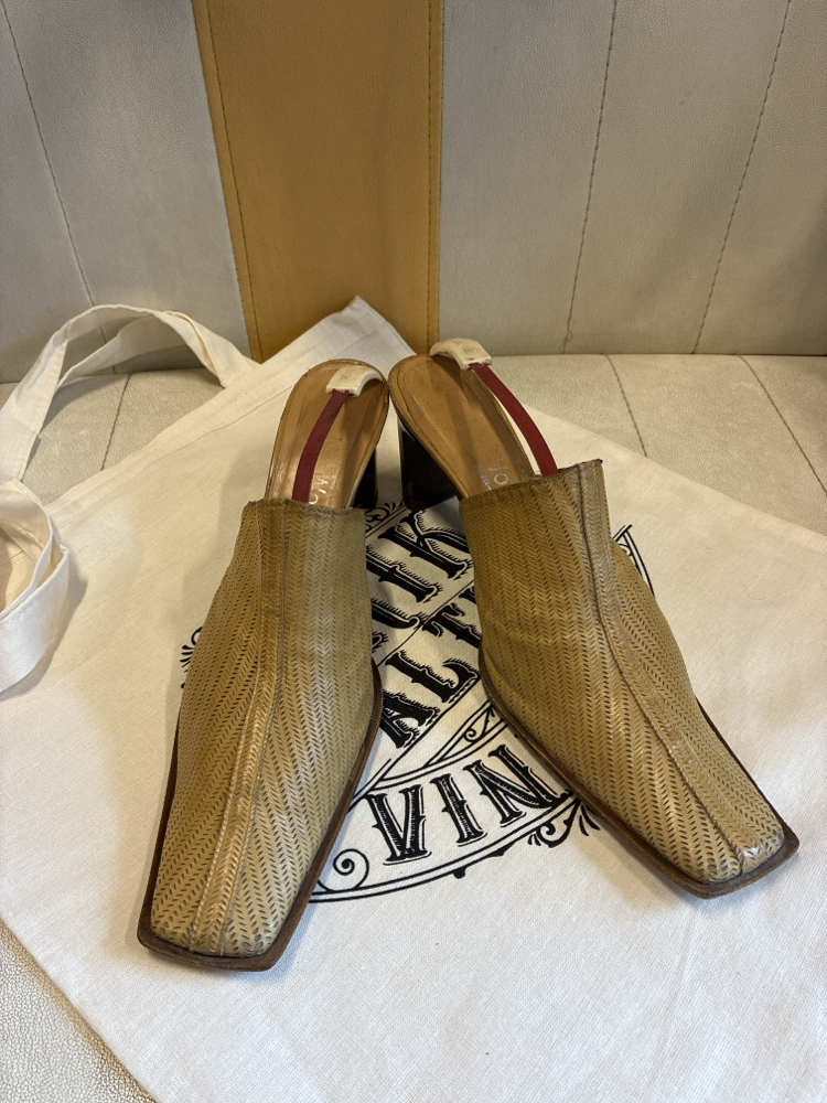 80's Strategia Heels