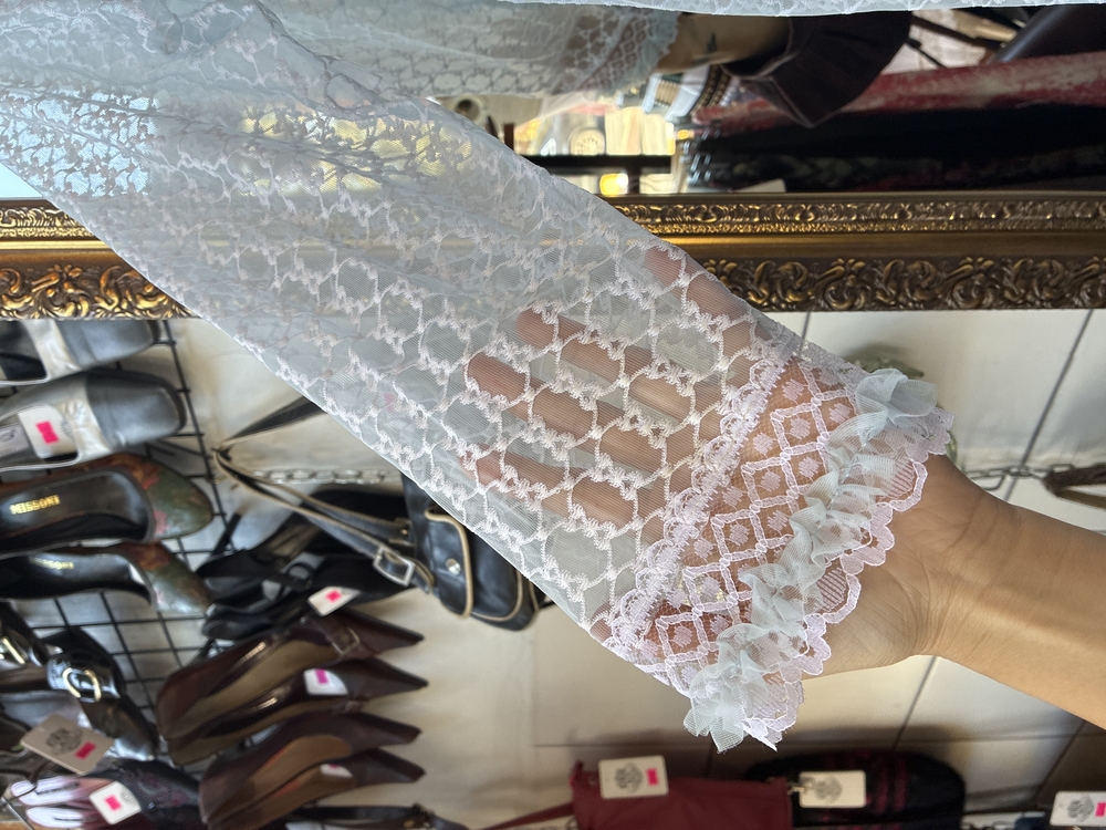 70’s White Lace Robe — Dreamlight Whisper