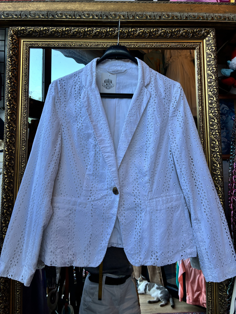 90's Lace Details Shirt
