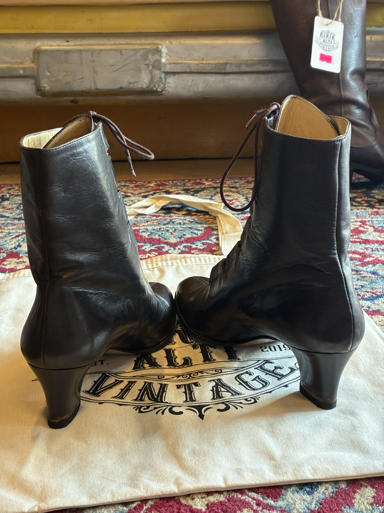 70's Dark Brown Leather Boots