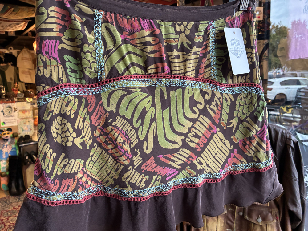 GUESS SILK SKIRT