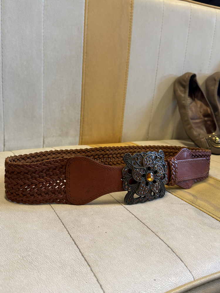 Y2K Vintage Braided Leather Belt – Statement Flower Buckle Wide Brown Belt