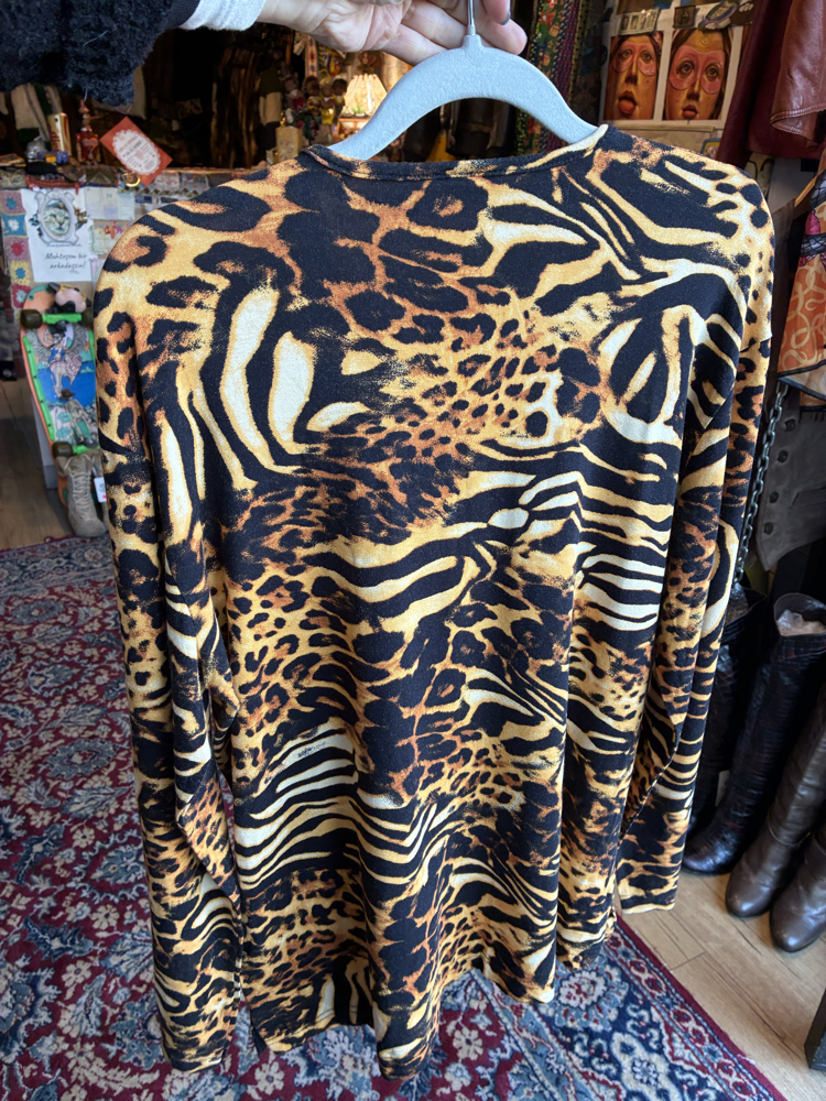 Leo Top