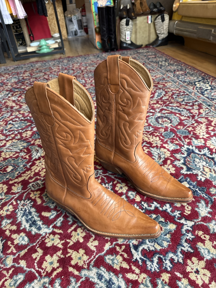 Tan Leather Cowboy Western Boots