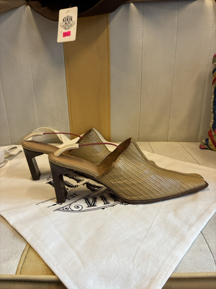 80's Strategia Heels
