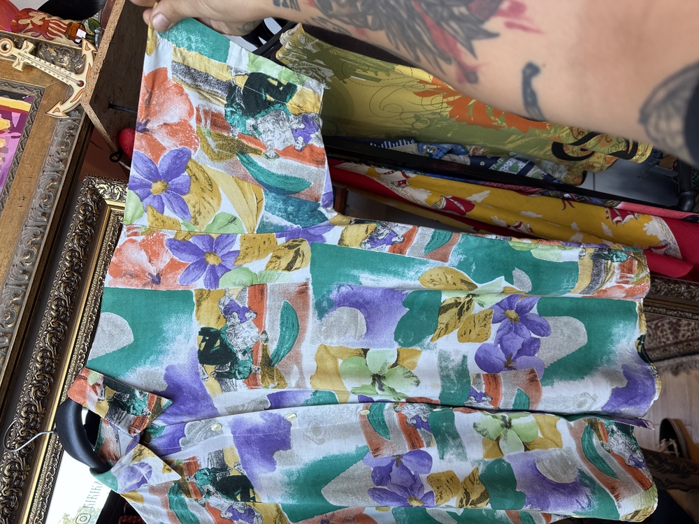 90’s Art Print Floral Shirt — Watercolor Green & Violet