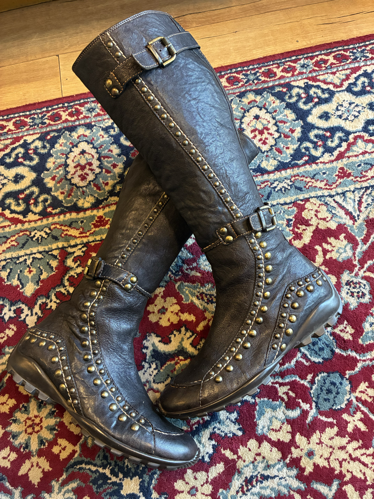 Mrs. Dark Brown Leather Boots
