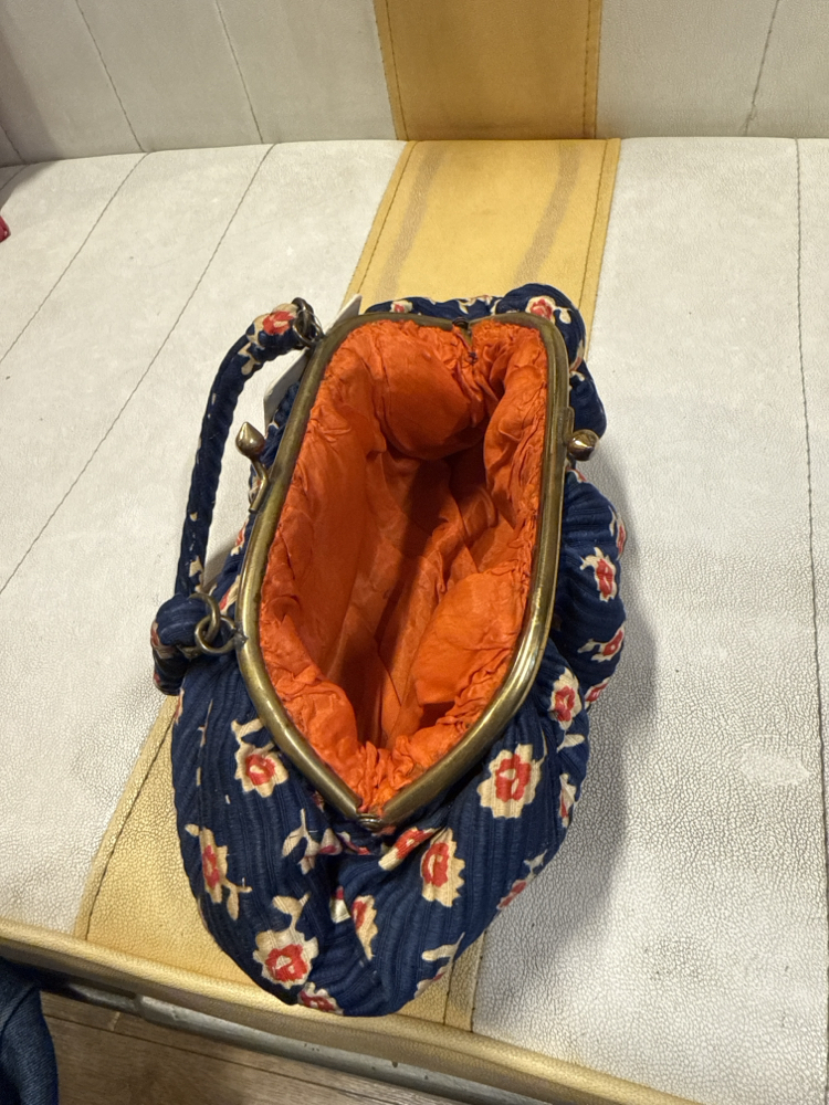 50’s Quilted Floral Kiss-Lock Purse — Midnight Blue & Cherry Bloom