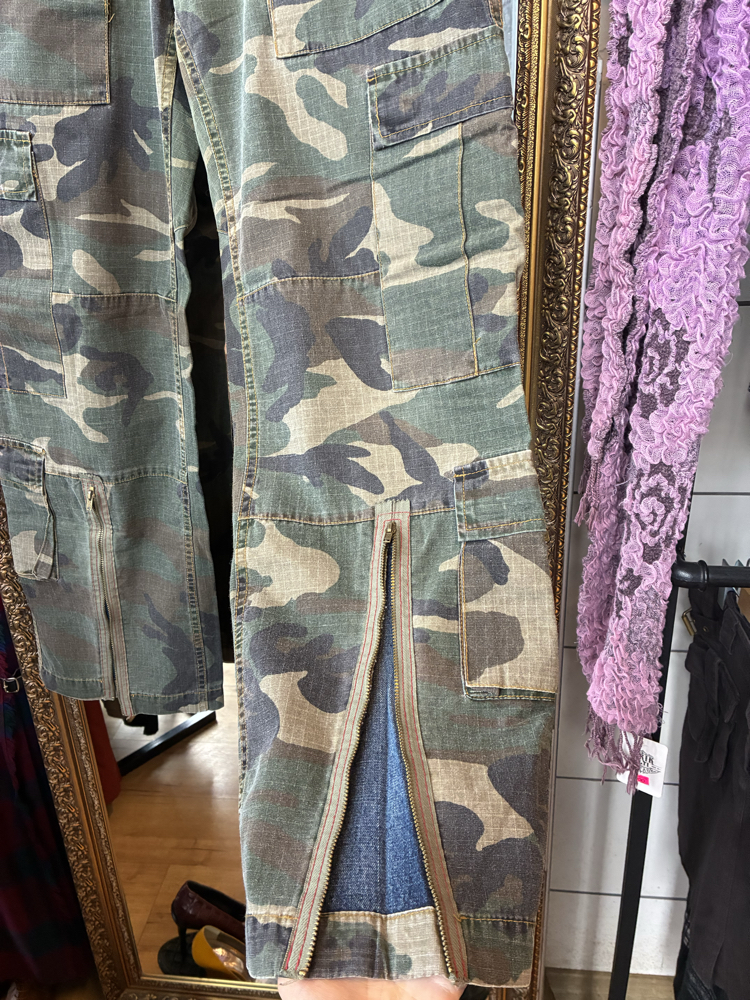 00's Camo Cargo Pants
