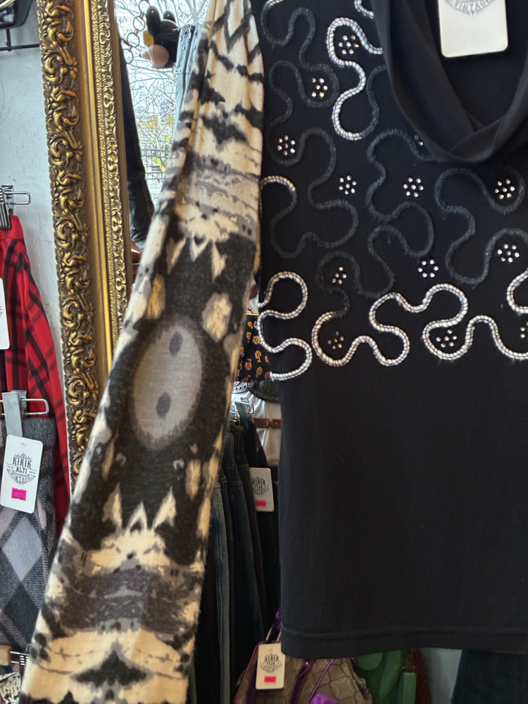 Y2K Black D2 Blouse