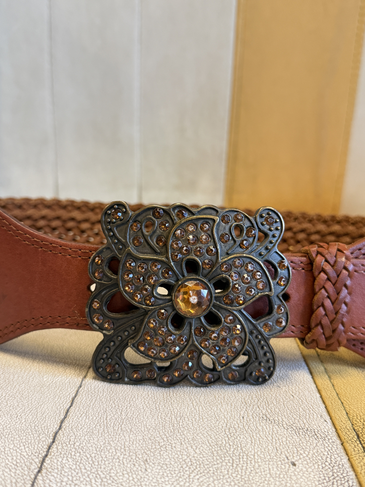Y2K Vintage Braided Leather Belt – Statement Flower Buckle Wide Brown Belt