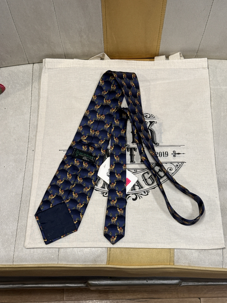 Camel & Cactus Motif Silk Tie - Made in Italy
