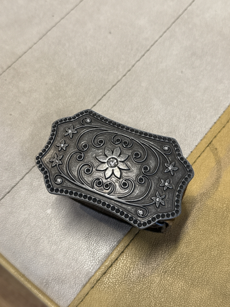 Y2K Brown Suede Leather Belt – Western Cowboy Style with Engraved Floral Rhinestone Buckle