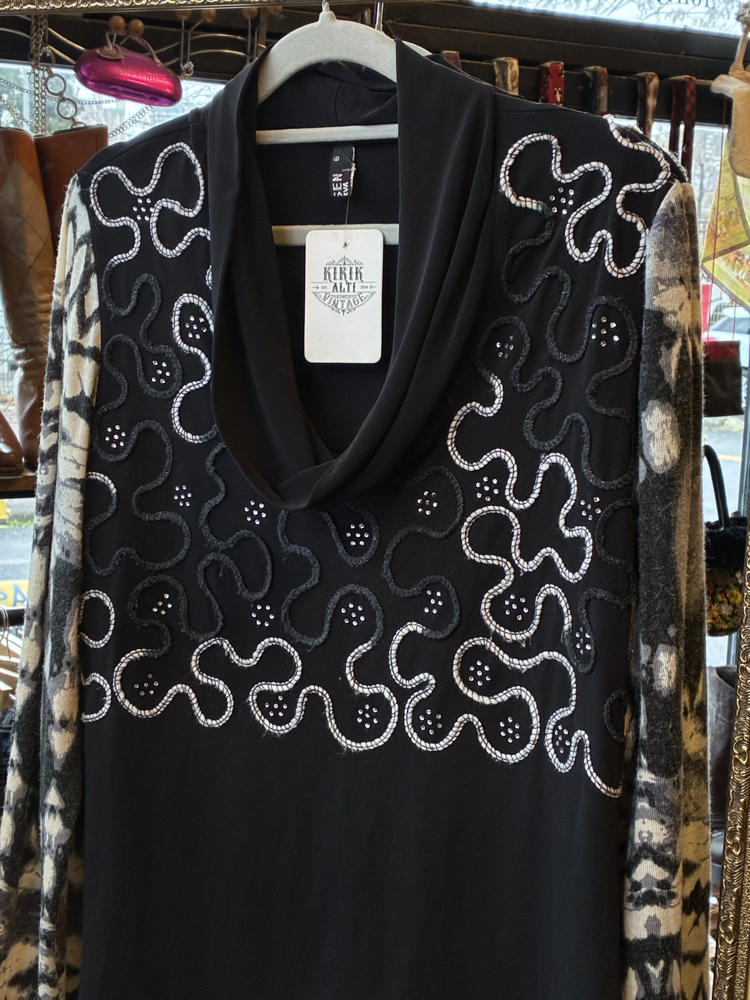 Y2K Black D2 Blouse