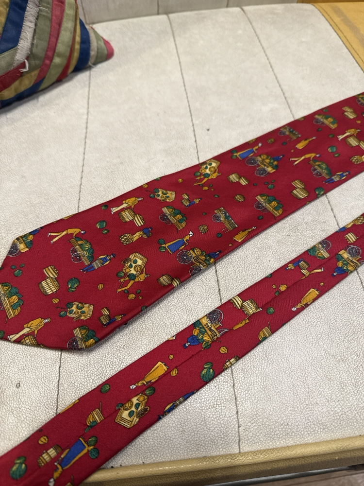 Abbate Silk Tie with Harvest/Market Scene Pattern