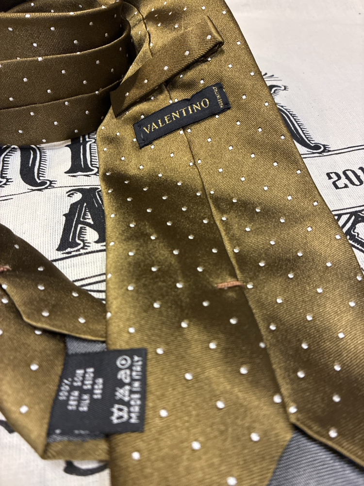 Valentino Tie