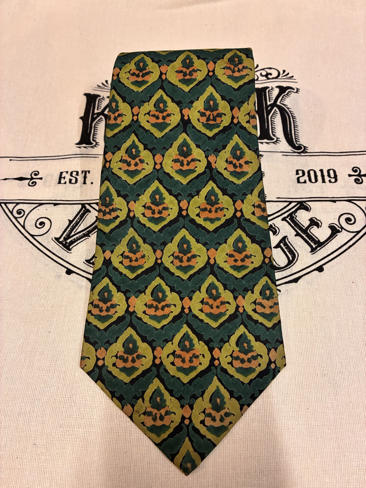Thai Tie