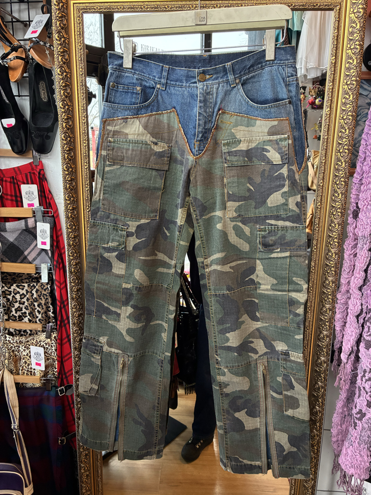 00's Camo Cargo Pants