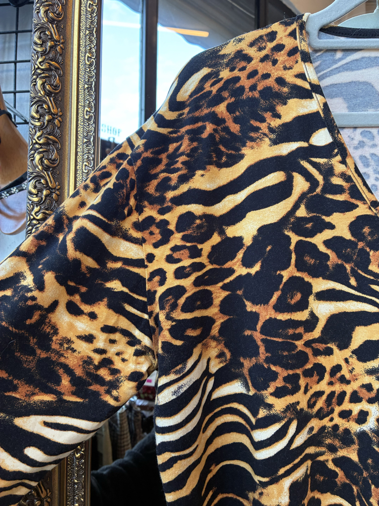Leo Top