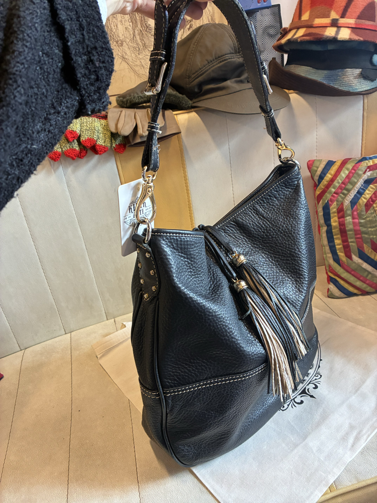 VAKKO LEATHER BAG