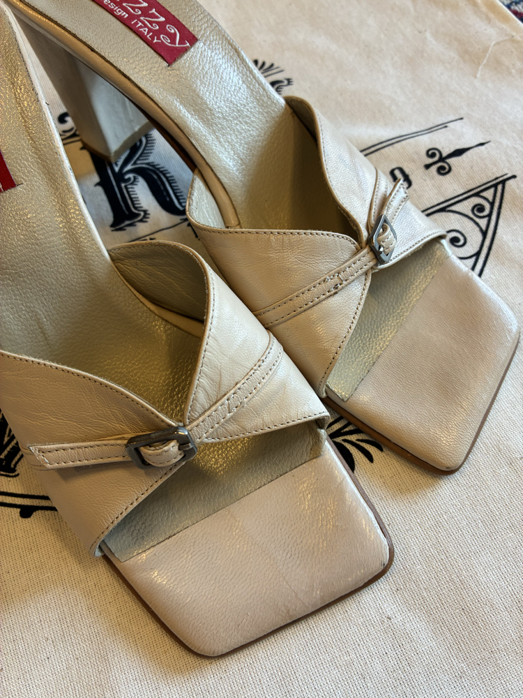 80's Dizzy Italy Mules 