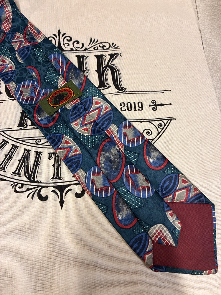 Boston Tie