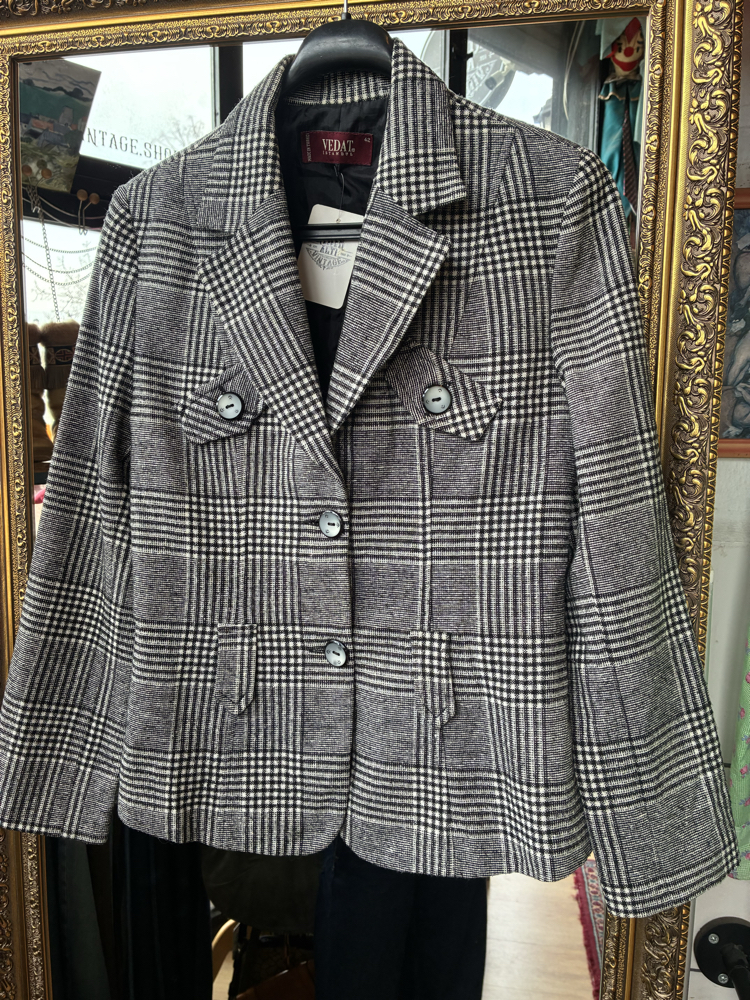 Stop by Vedat Blazer