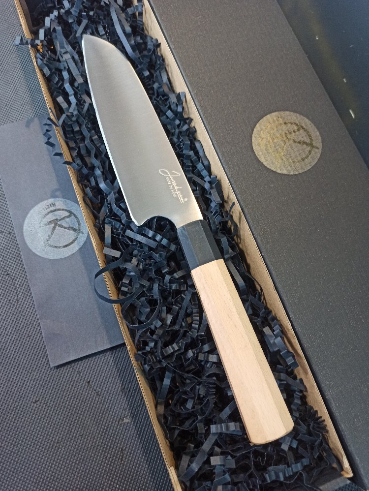 Camp Chef (sapelli+epoxy)