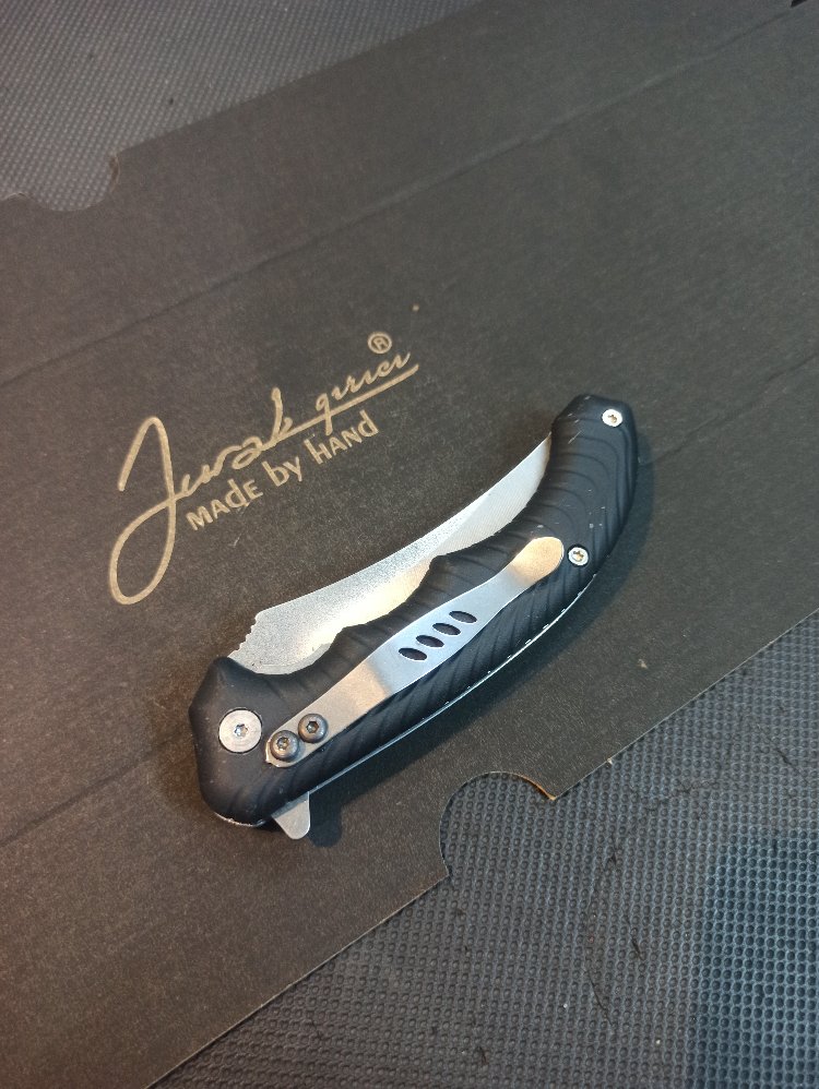 Flipper bıçak (siyah)