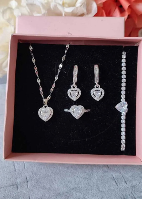 Pandora set