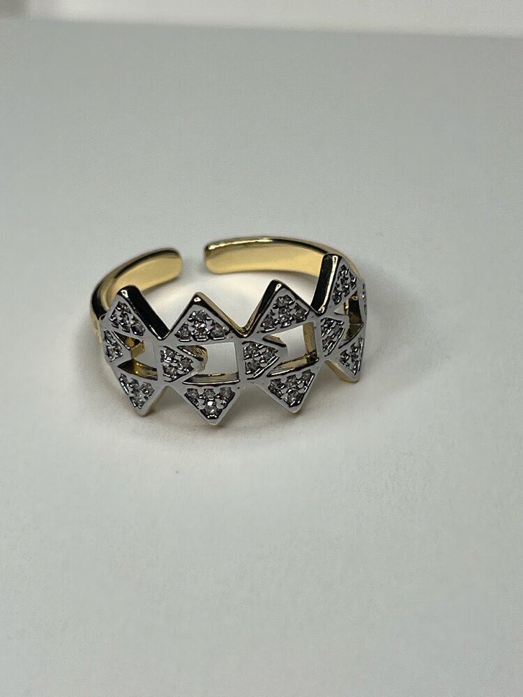 Zirona Yüzük