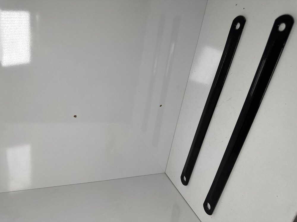 ARKA KAPMANA DEMİRİ (AMASÖR YERİNE UYGUN)