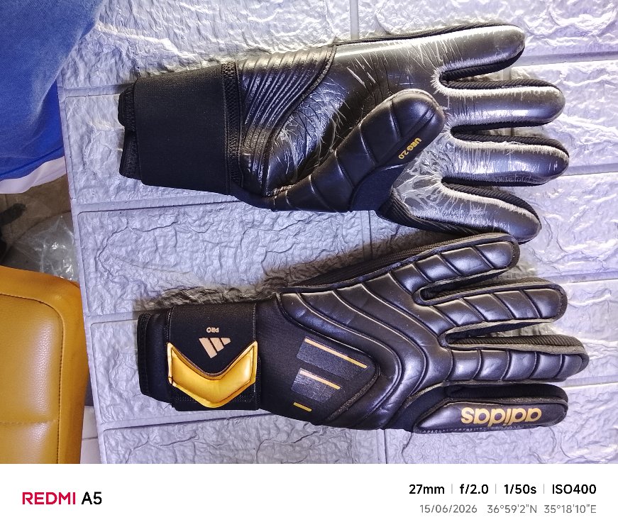 Adidas eldiveni 8 9 numara mevcut 