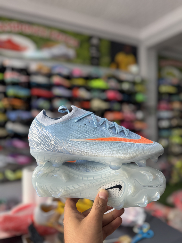 Nike MERCURİEL 40/45 arası 2 li alımda havalede 4000