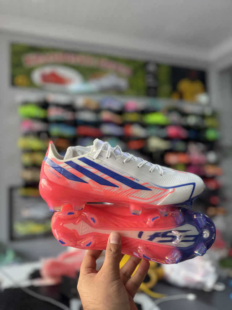 Adidas F50  40/45 arası 2 li alımda havalede 4000