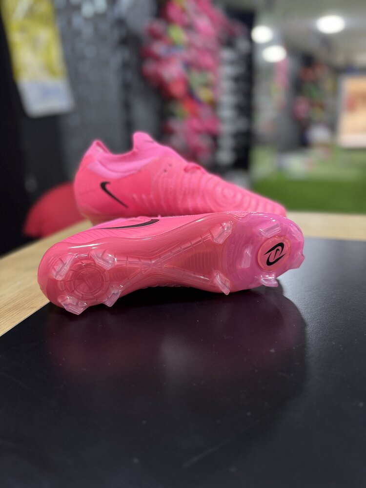Nike phantom 39-45 arası mevcut
