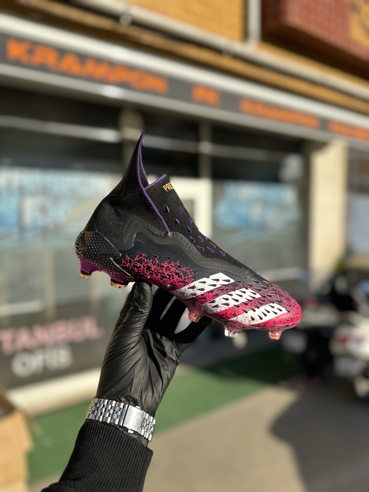 Yeni Sezon Predator Freak Elite Tamprof