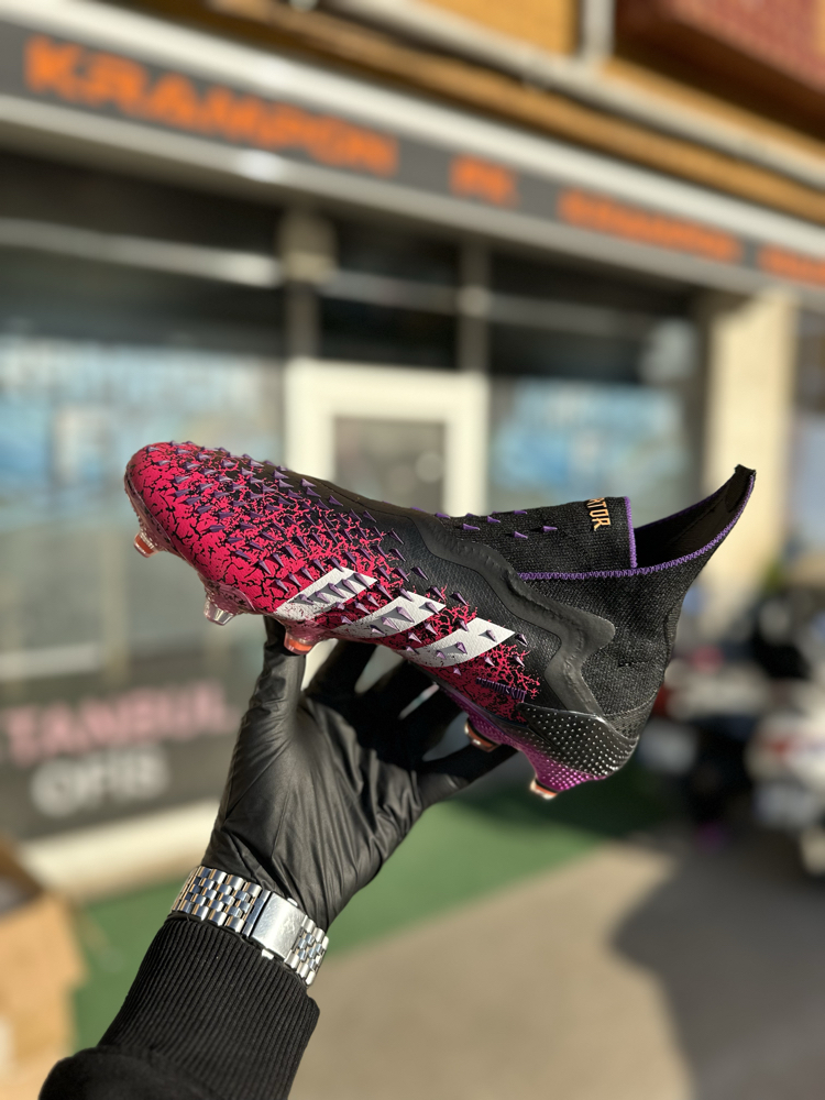 Yeni Sezon Predator Freak Elite Tamprof