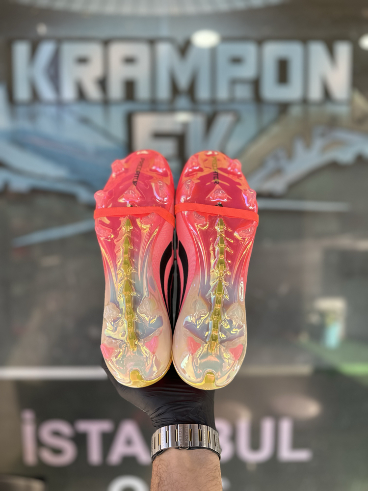 Yeni Sezon Predator Legend Elite Tamprof