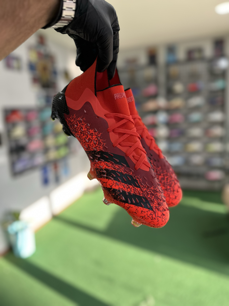 Yeni Sezon Predator Freak Elite Tamprof