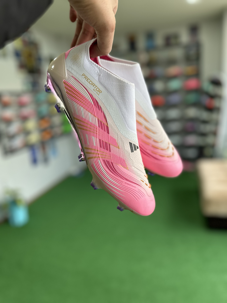 Yeni Sezon Predator Legend Elite Tamprof