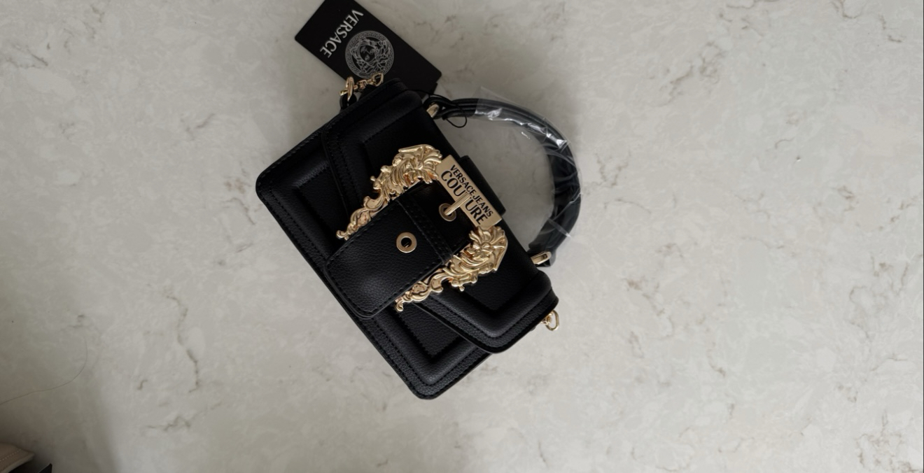 VERSACE 