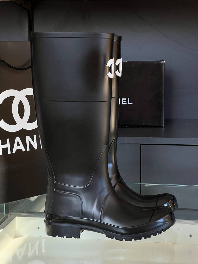 CHANEL BOT