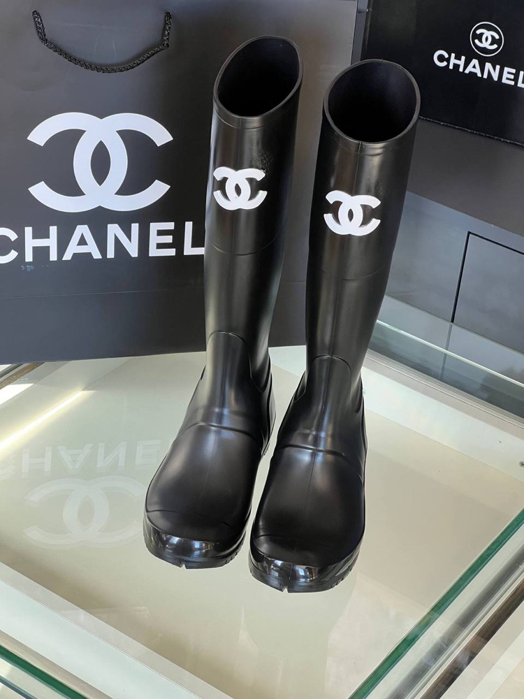 CHANEL BOT