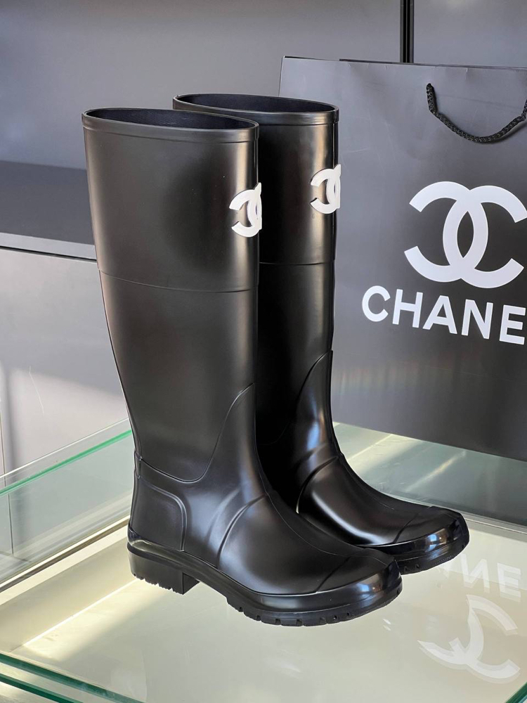CHANEL BOT